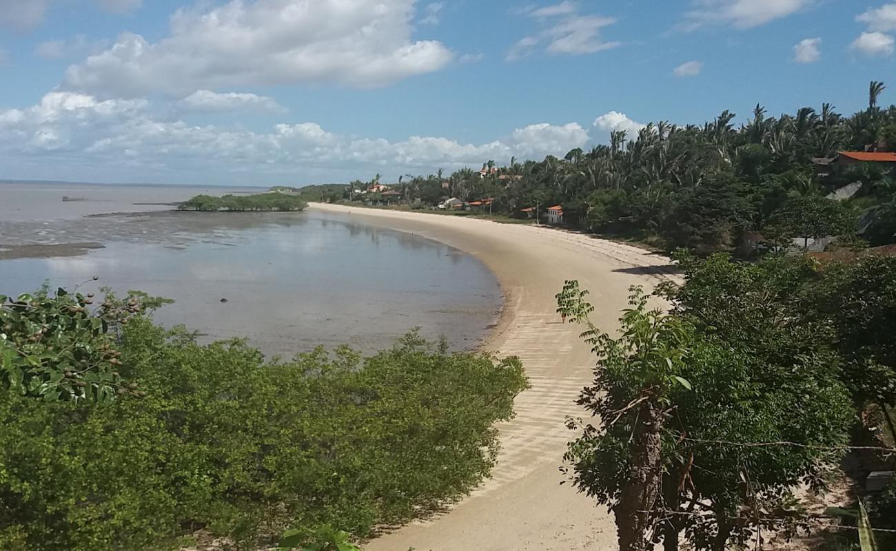 Photo de Praia de Jucatuba avec sable lumineux de surface