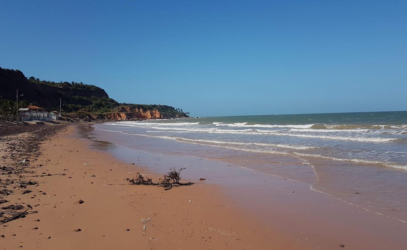 Photo de Praia de Ponta Verde avec sable lumineux de surface