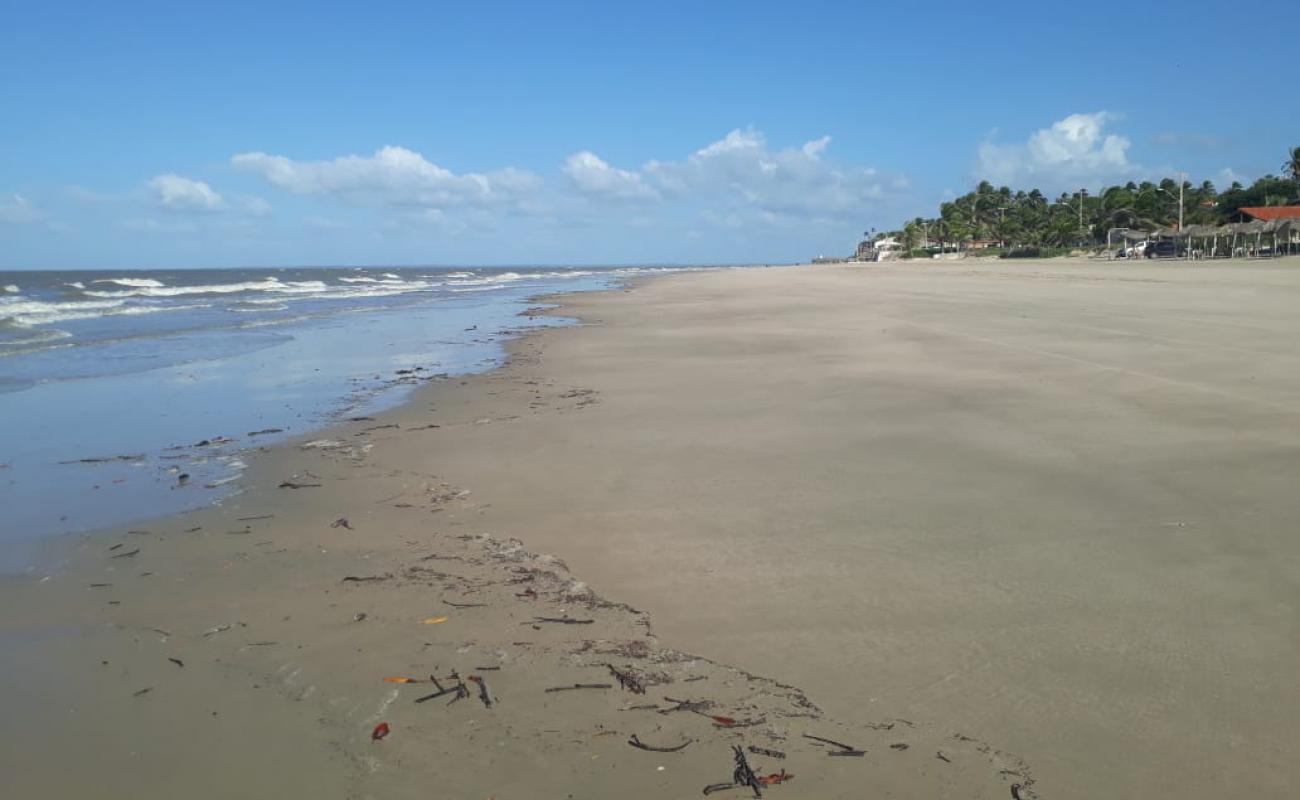 Photo de Praia do Panaquatira avec sable lumineux de surface