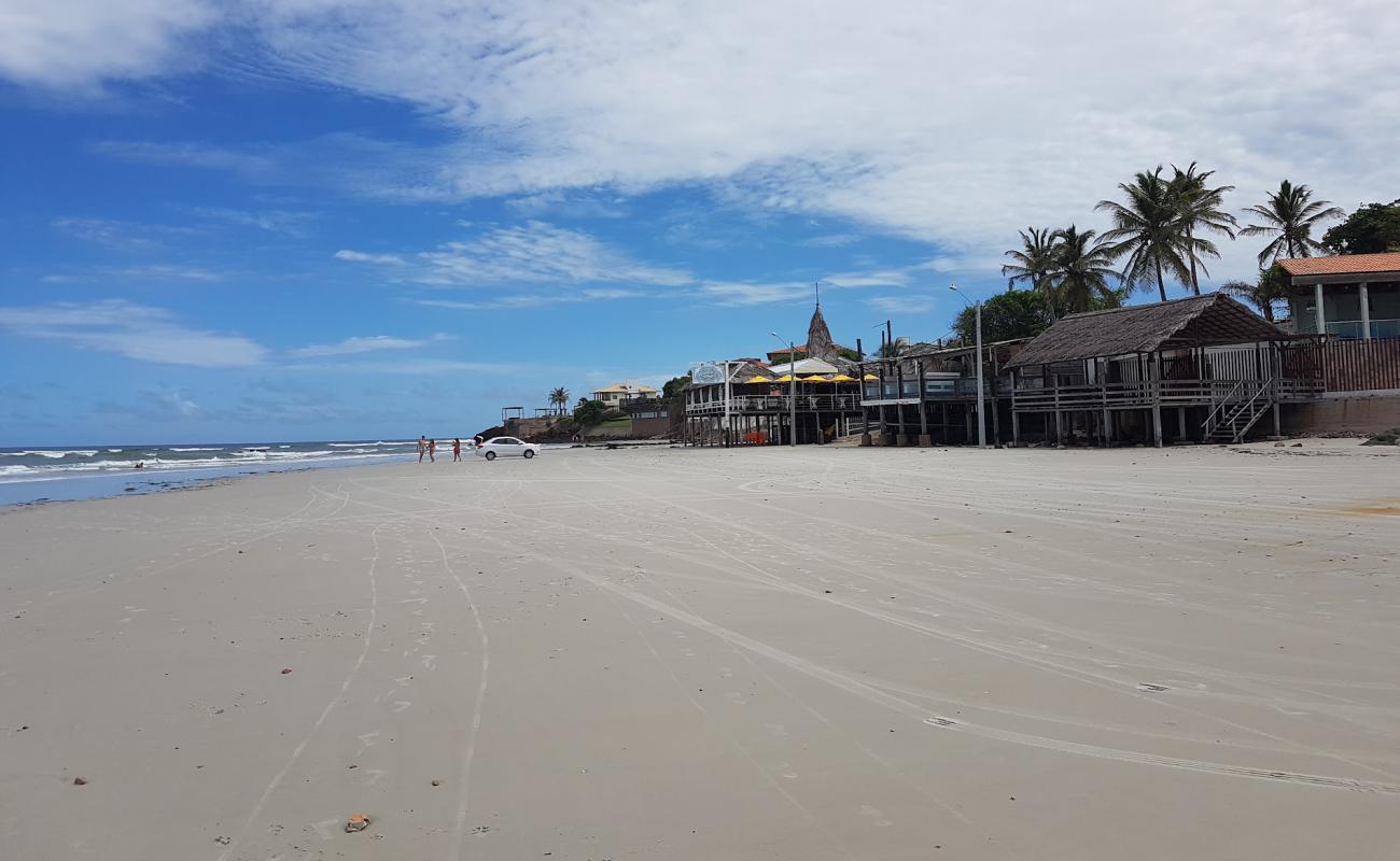 Photo de Plage d'Atalaia avec sable lumineux de surface