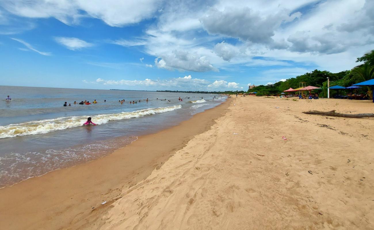 Photo de Praia do Chapeu Virado avec sable beige de surface