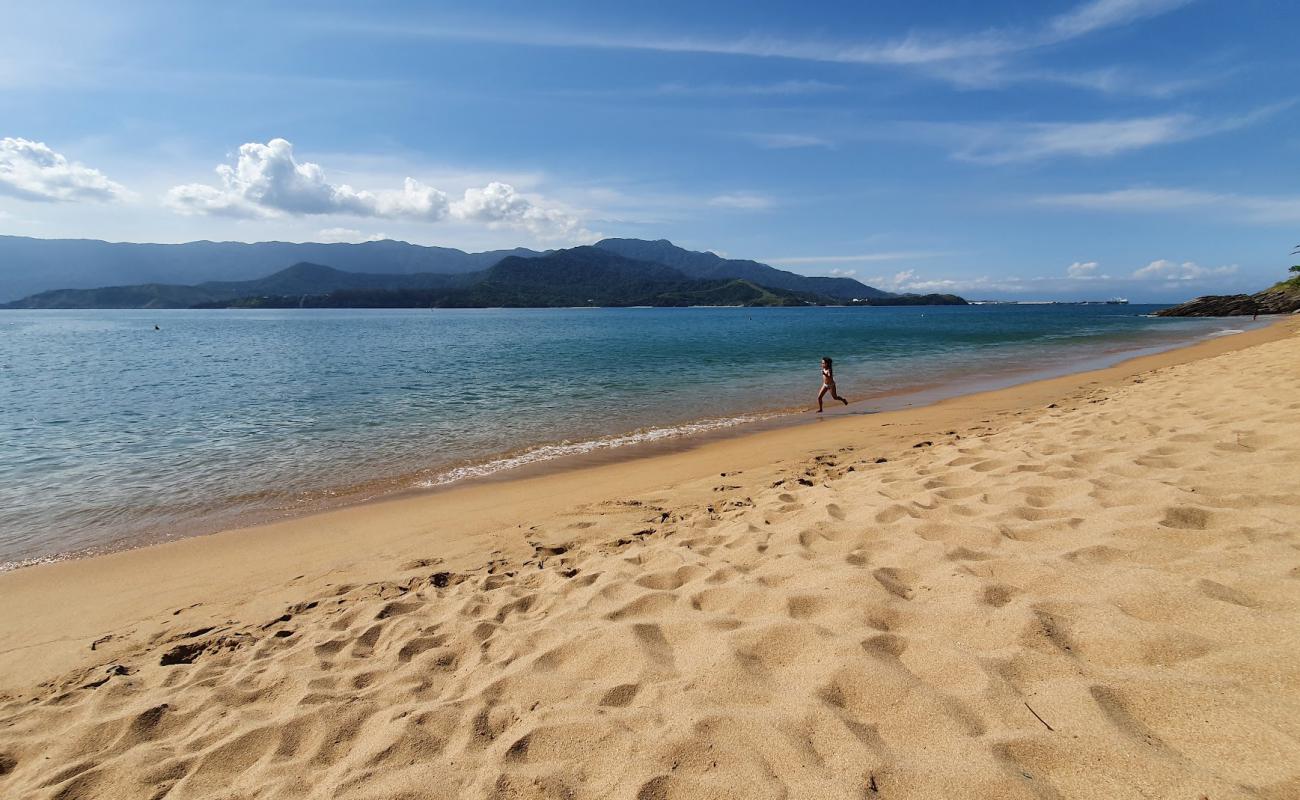 Photo de Praia da Feiticeira avec sable beige de surface
