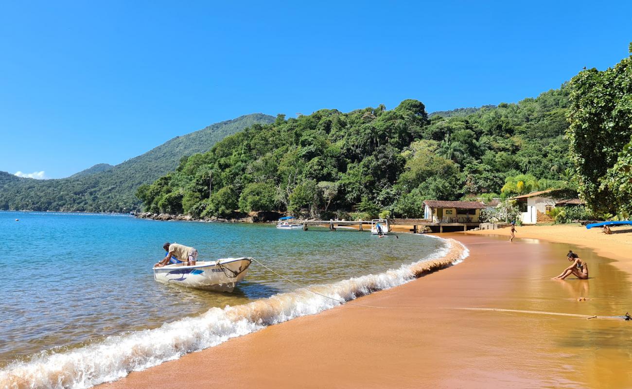 Photo de Praia de Ubatuba avec sable beige fin de surface