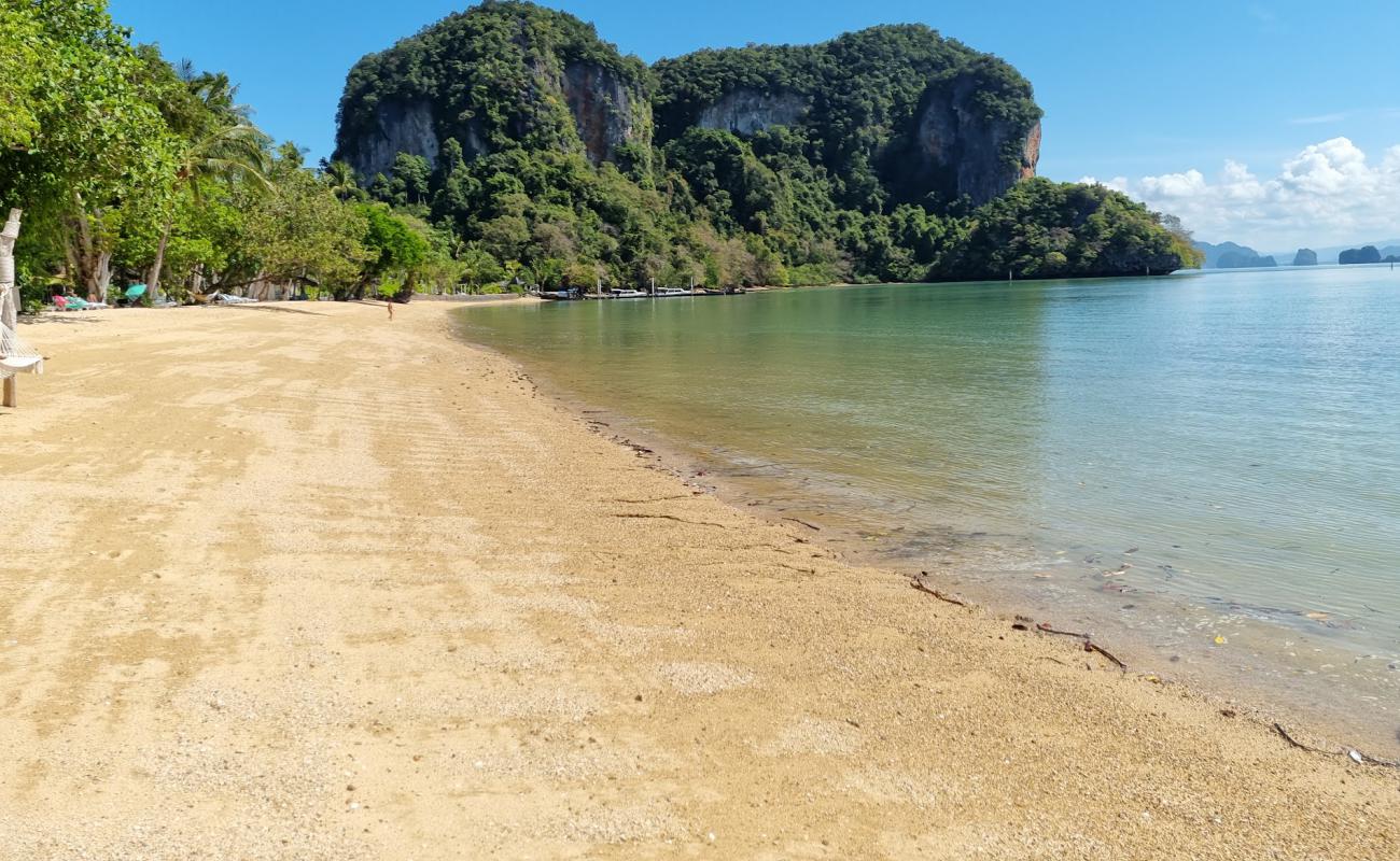 Photo de Plage de Koh Yao avec sable beige de surface