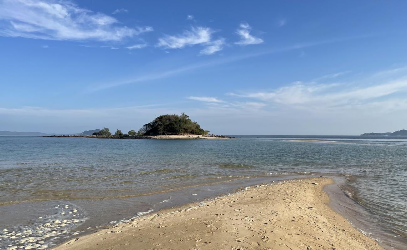 Photo de Phae Beach avec sable lumineux de surface