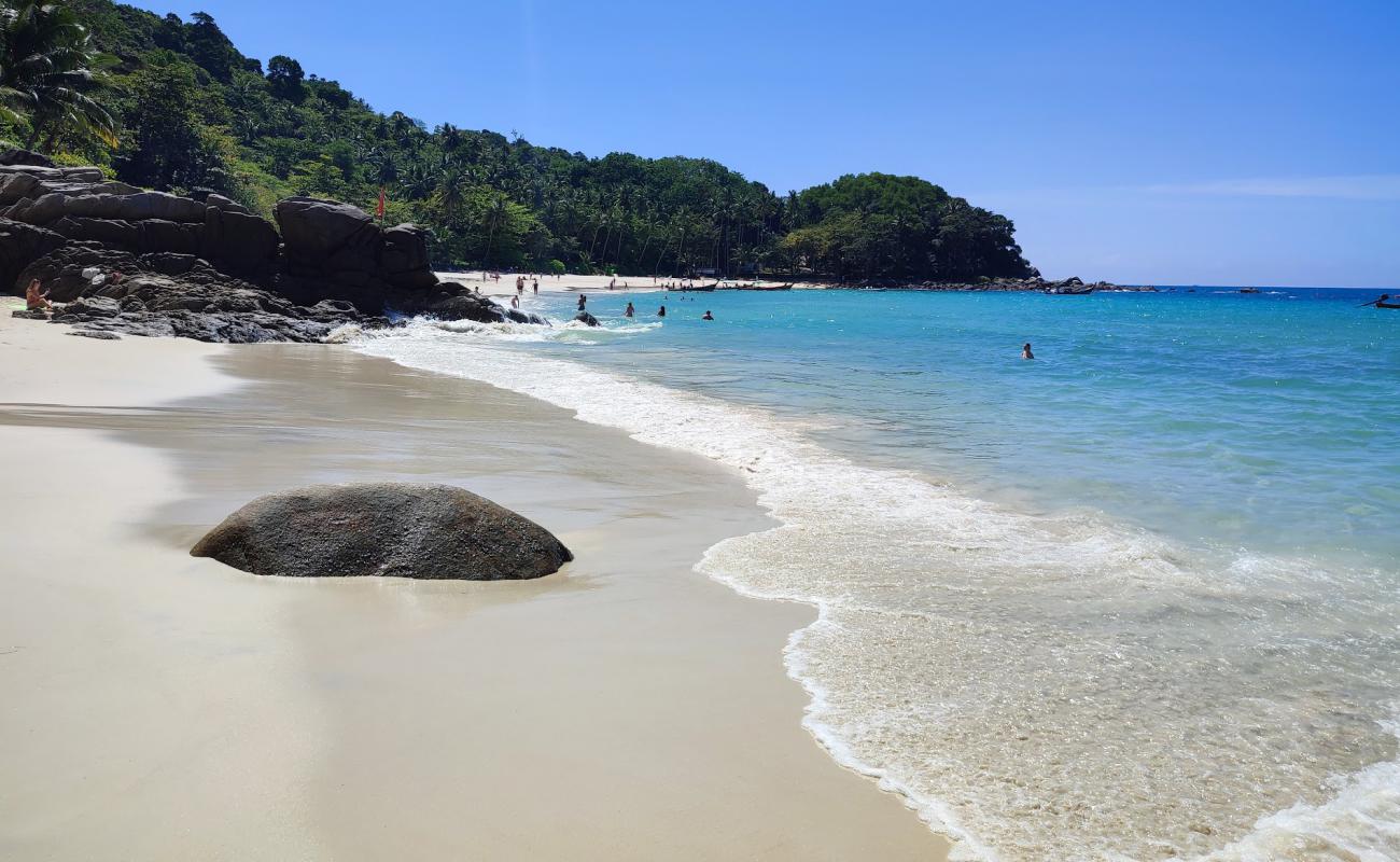 Photo de Plage de Freedom avec sable fin blanc de surface