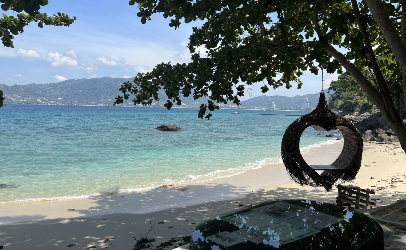 Photo de Mee Sook Beach avec sable lumineux de surface