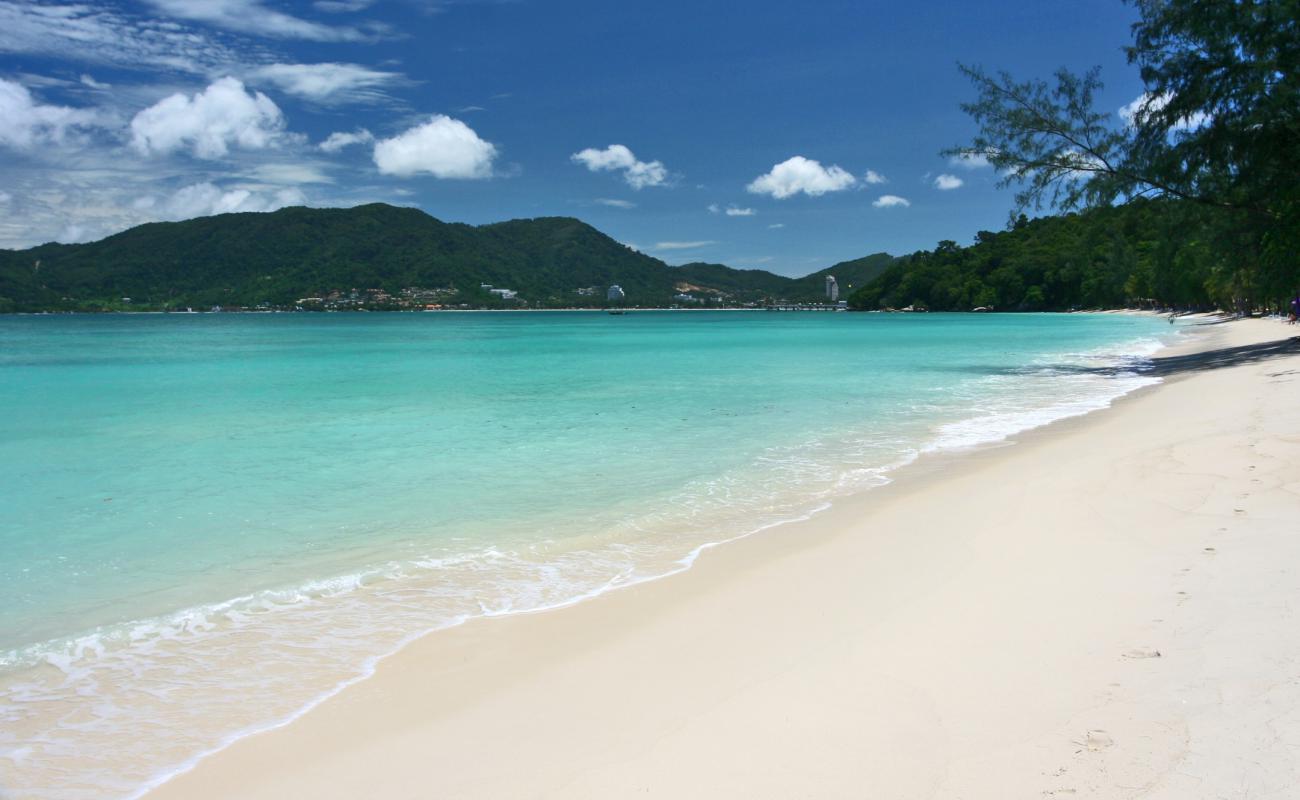 Photo de Tri Trang Beach avec sable lumineux de surface