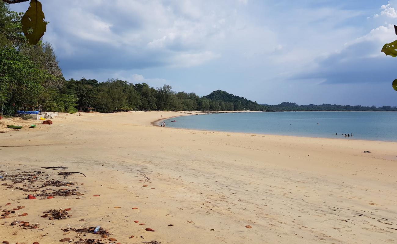 Photo de Koh Phayam Beach avec sable beige de surface