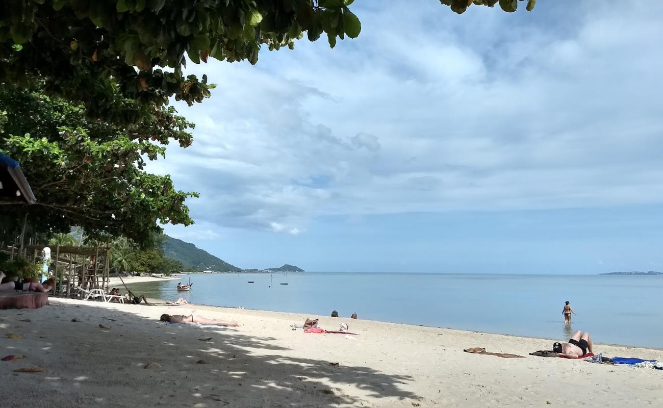 Photo de Haad Baan Tai beach avec sable beige de surface