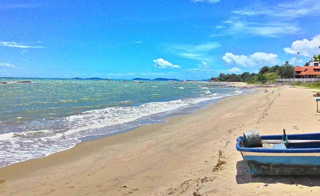 Photo de Son Khip Beach avec sable lumineux de surface