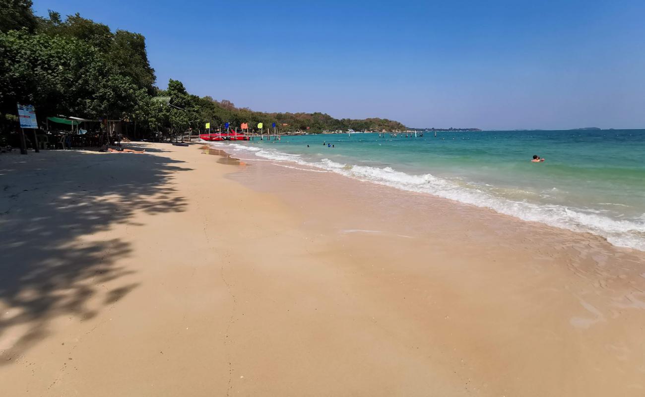 Photo de Wai Beach II avec sable blanc de surface