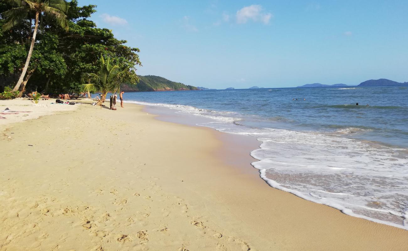 Photo de Koh Chang Tai Beach avec sable lumineux de surface