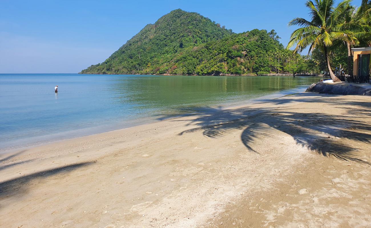 Photo de Siam Royal Beach avec sable fin et lumineux de surface