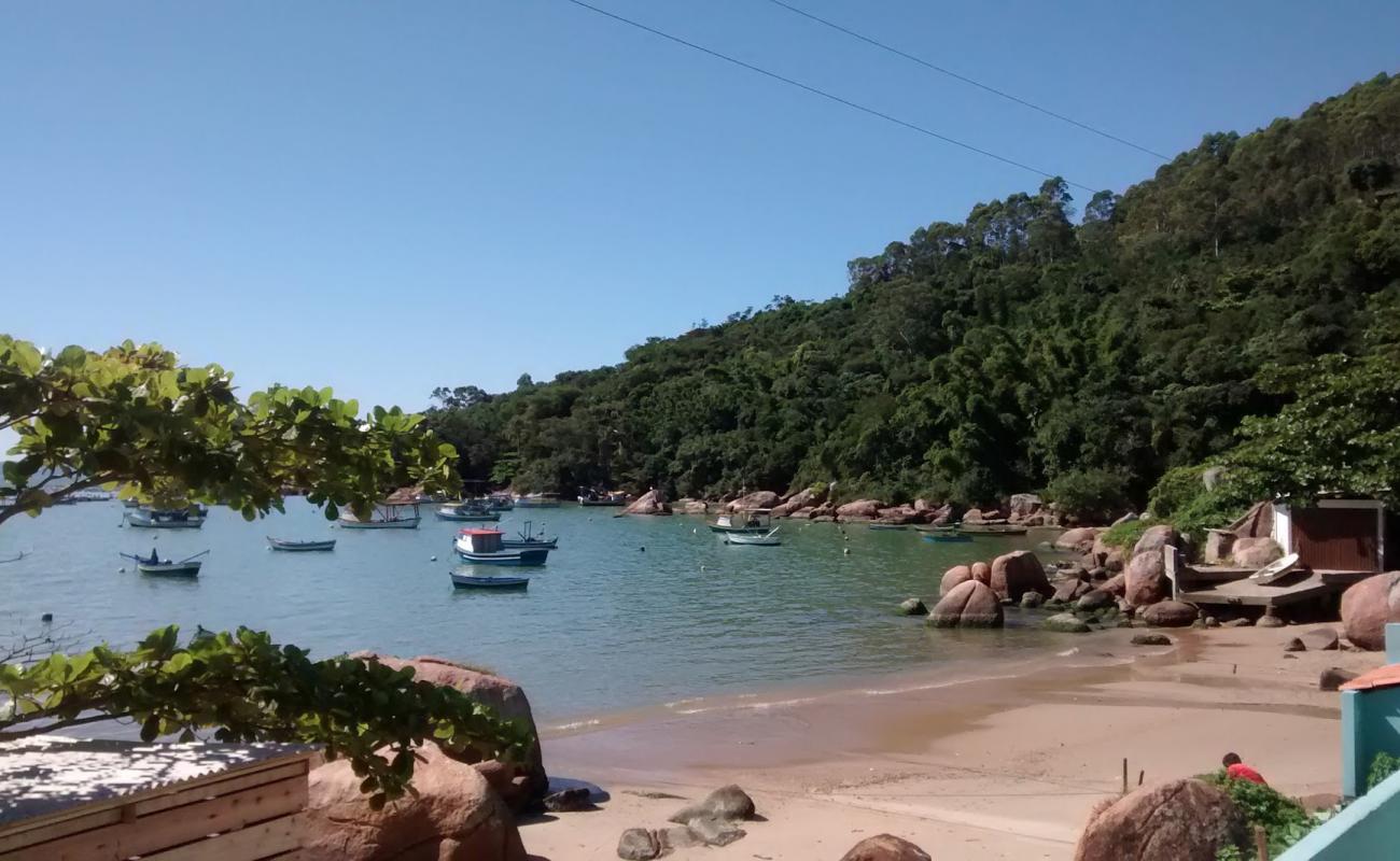Photo de Praia Da Leca avec sable beige de surface