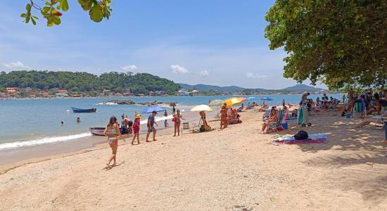 Ilha do Grant Beach