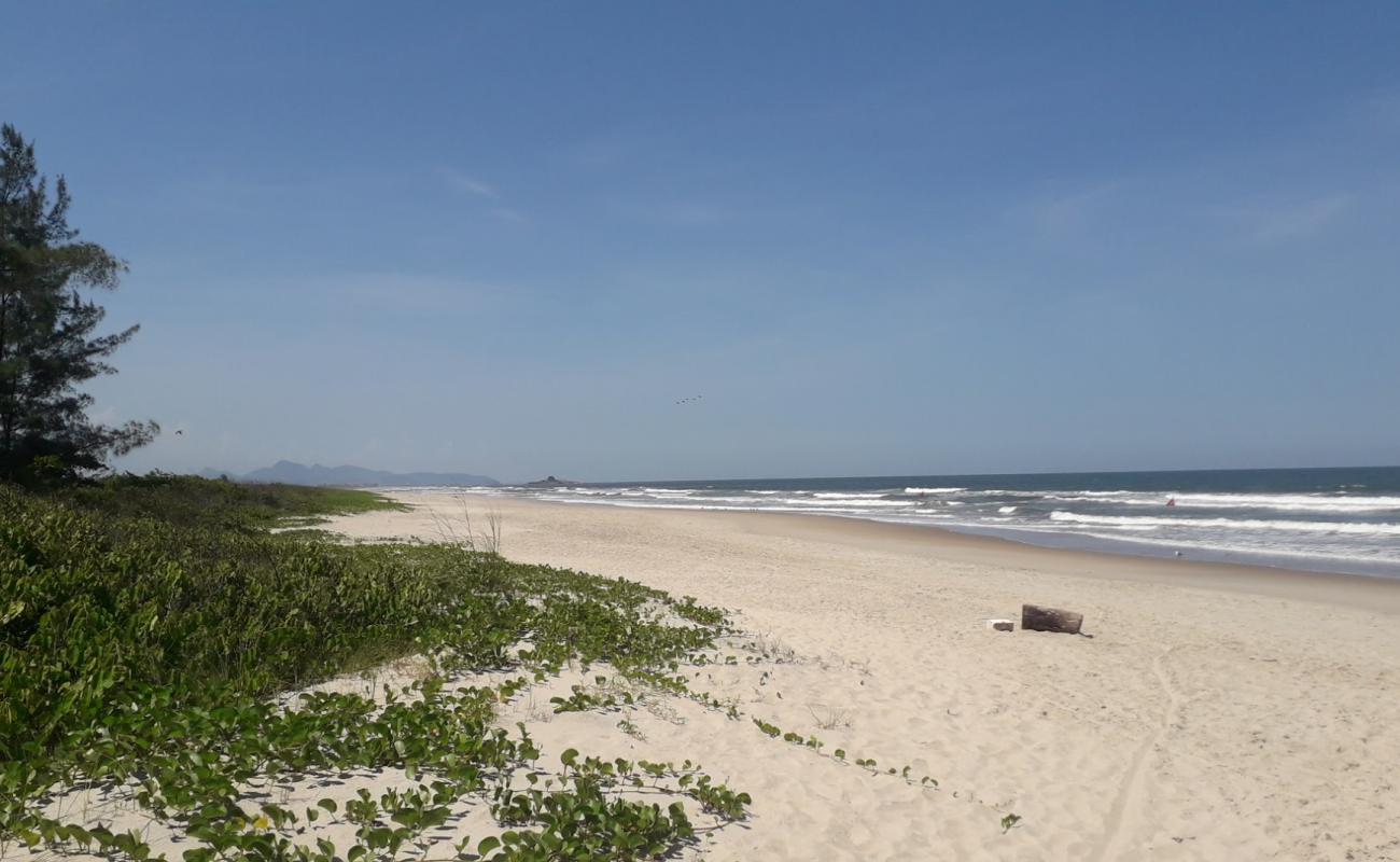Photo de Praia da Barra do Sai-Mirim avec sable beige de surface