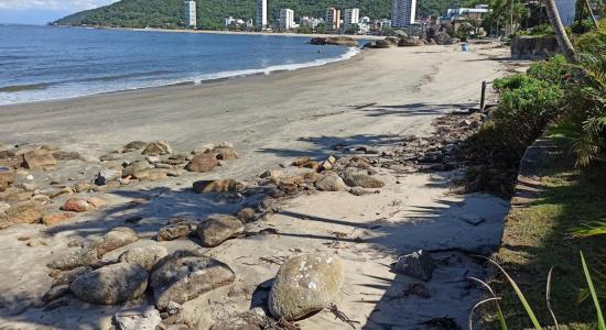 Amores Beach