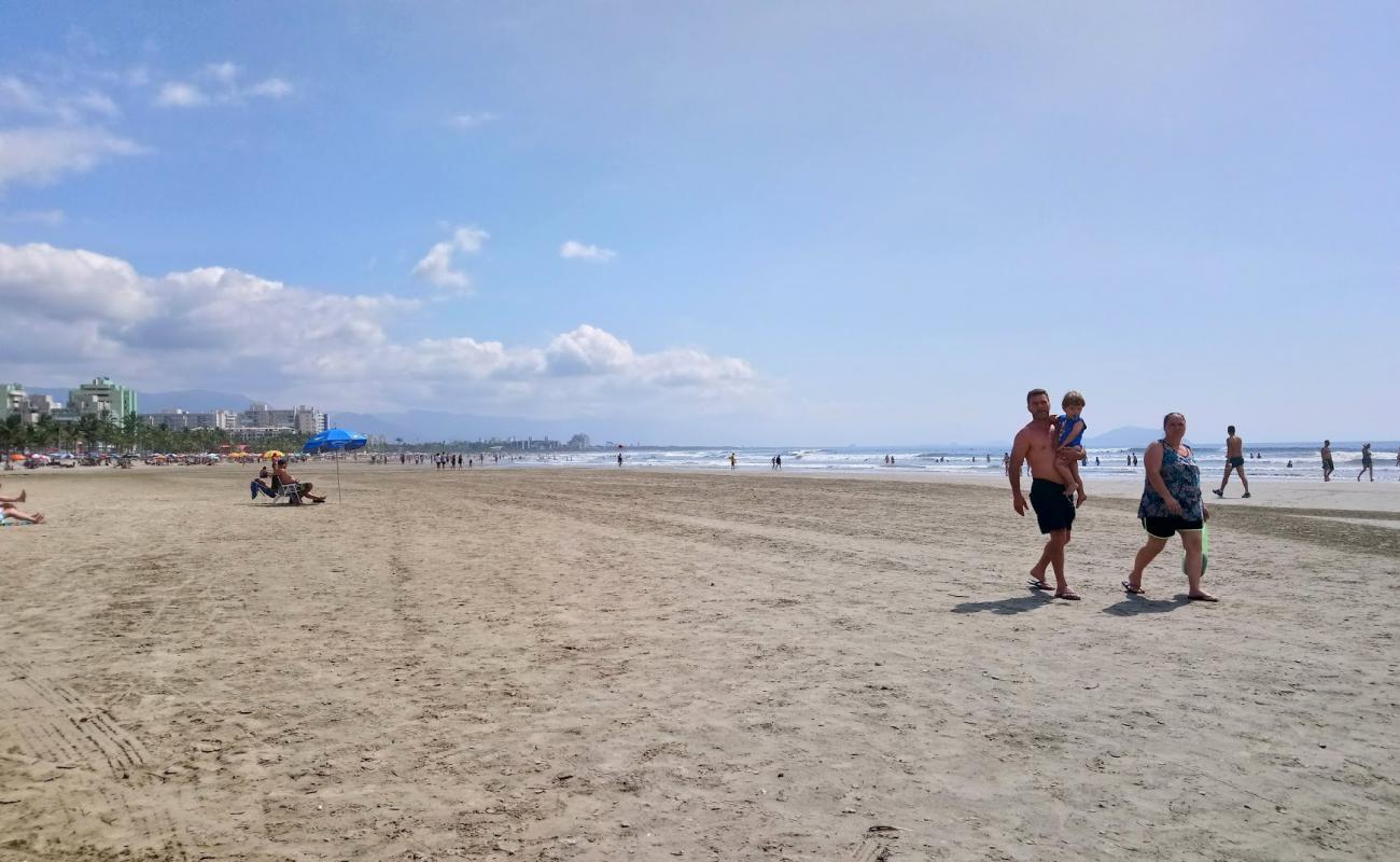 Photo de Bertioga Beach avec sable beige de surface