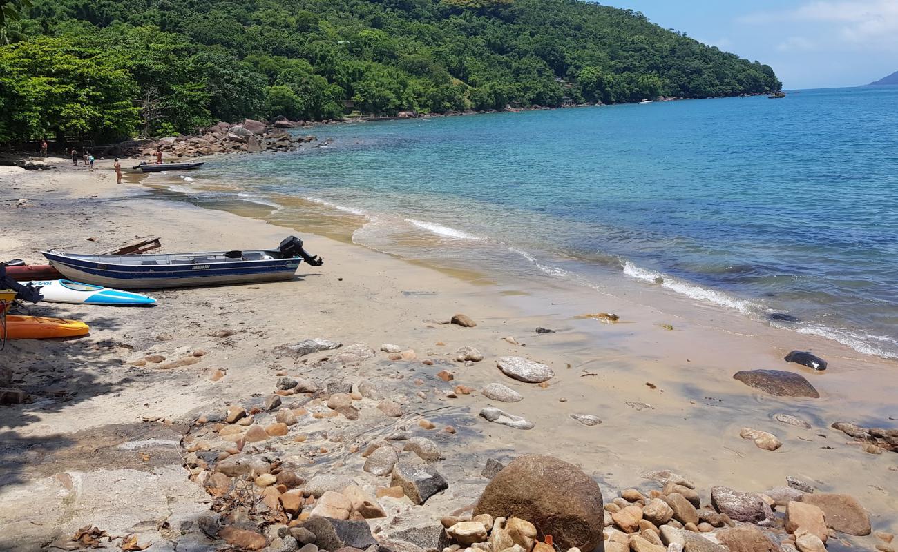 Photo de Praia do Oeste avec sable beige de surface