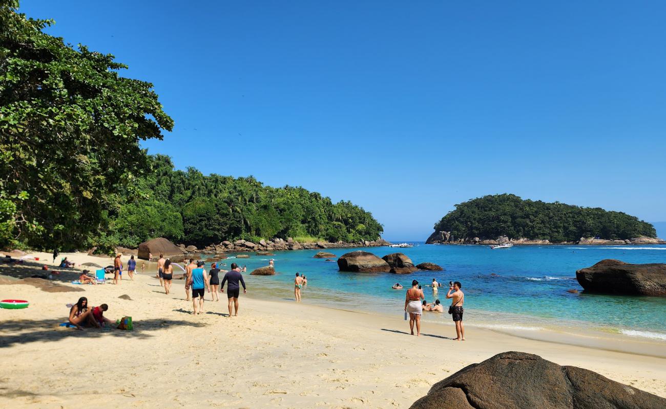 Photo de Praia de Fora - Ubatuba avec sable beige de surface
