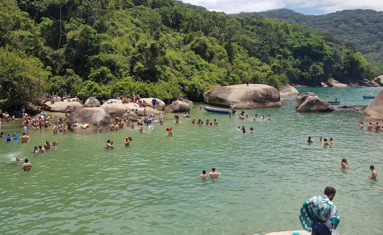 Photo de Piscina Natural do Cachadaco avec sable beige & pierres de surface