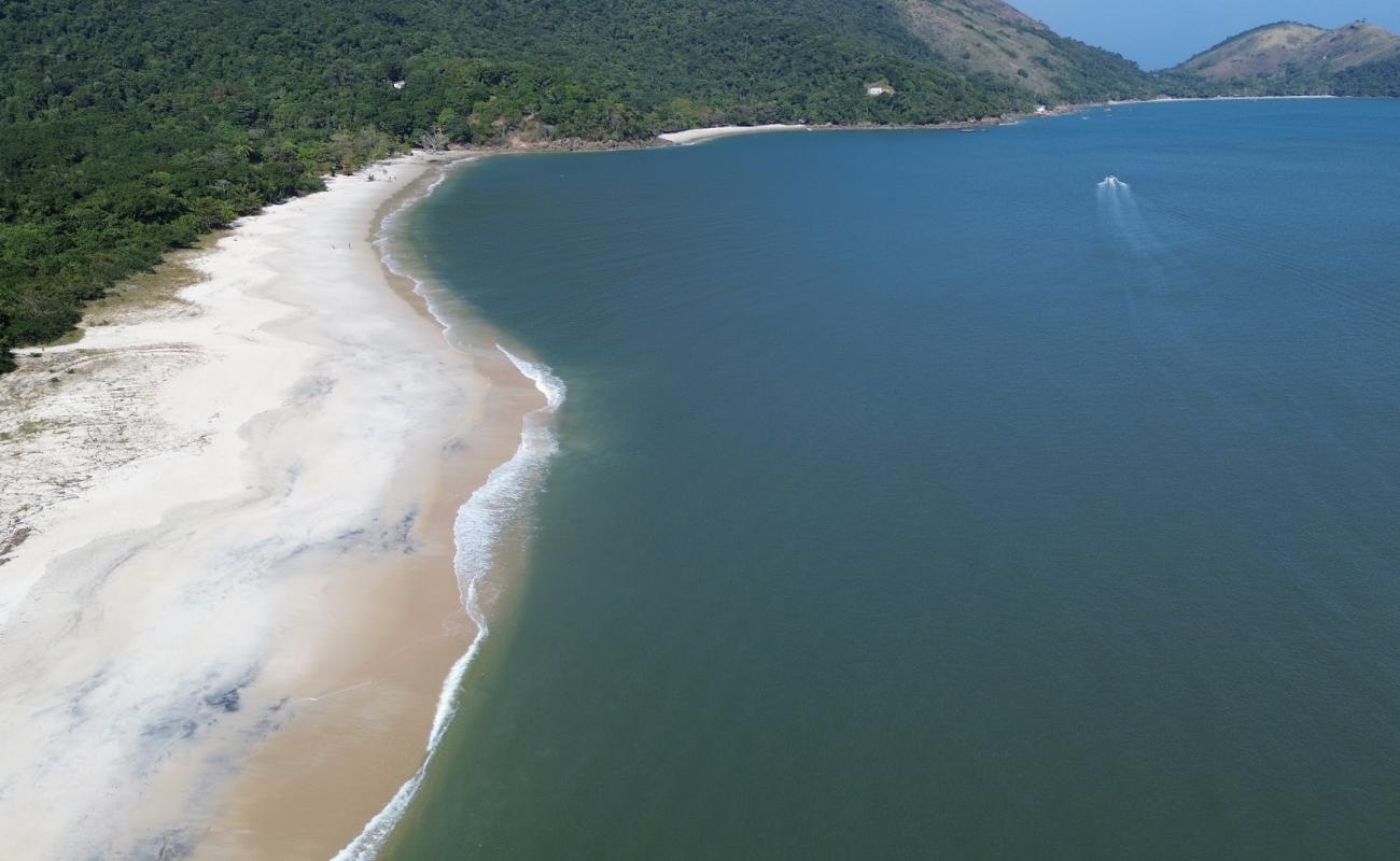 Photo de Praia Grande Marambaia avec sable beige de surface