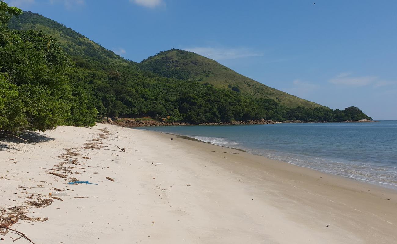 Photo de Praia do Sitio avec sable beige de surface