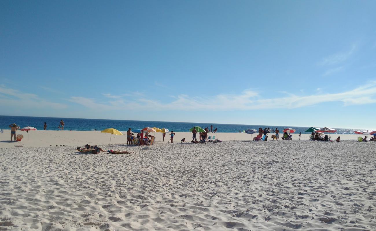 Photo de Praia Seca avec sable beige de surface