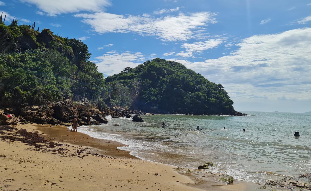 Photo de Praia Secreta Do Pai Vitorio avec sable beige de surface