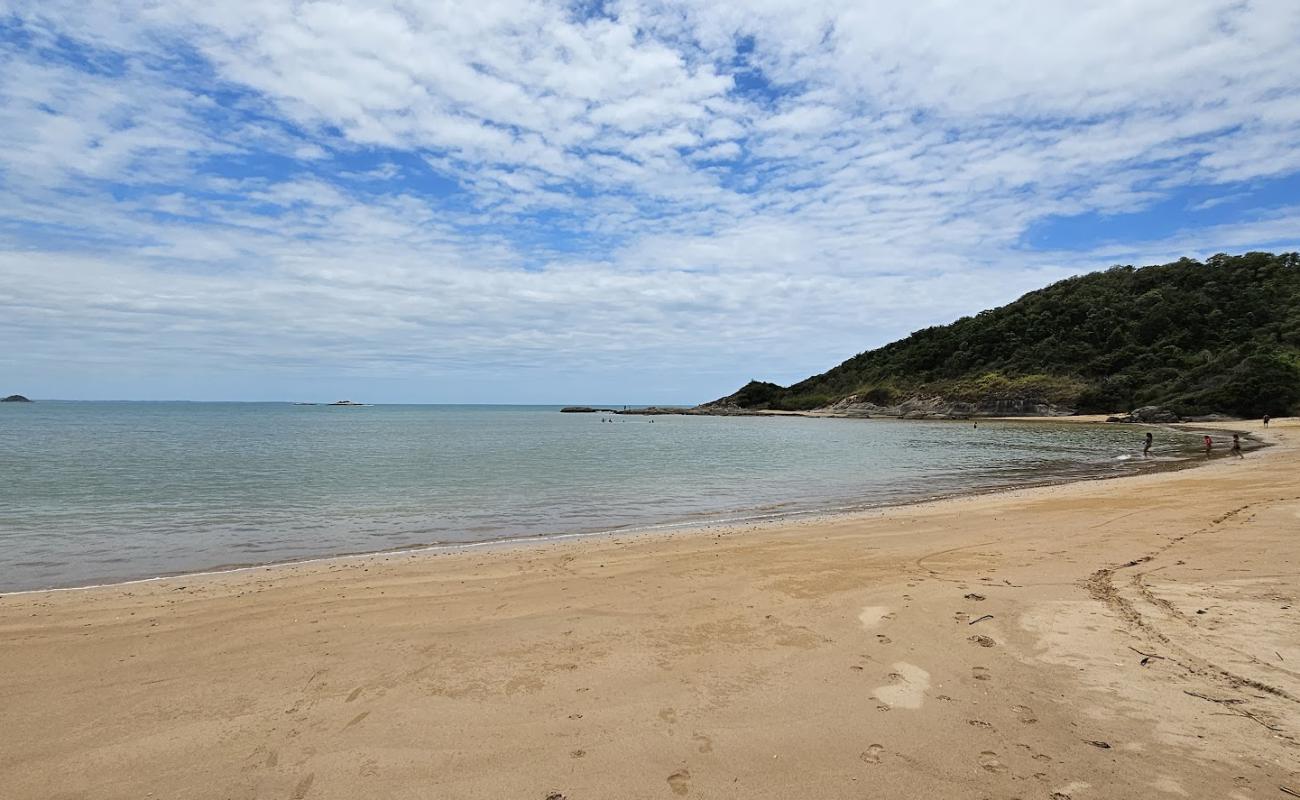 Photo de Praia do Martinho avec sable beige de surface