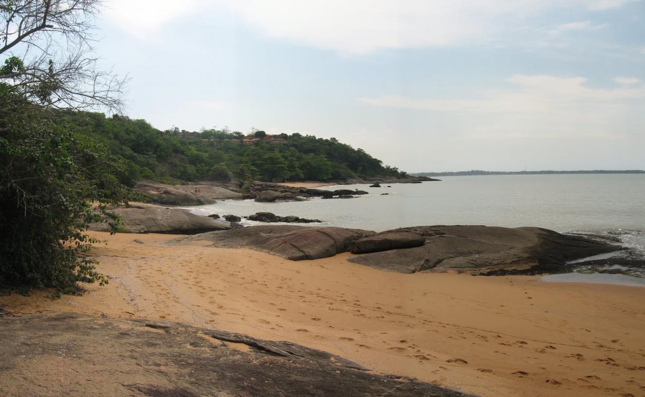 Photo de Praia Juca da Mata avec sable beige de surface