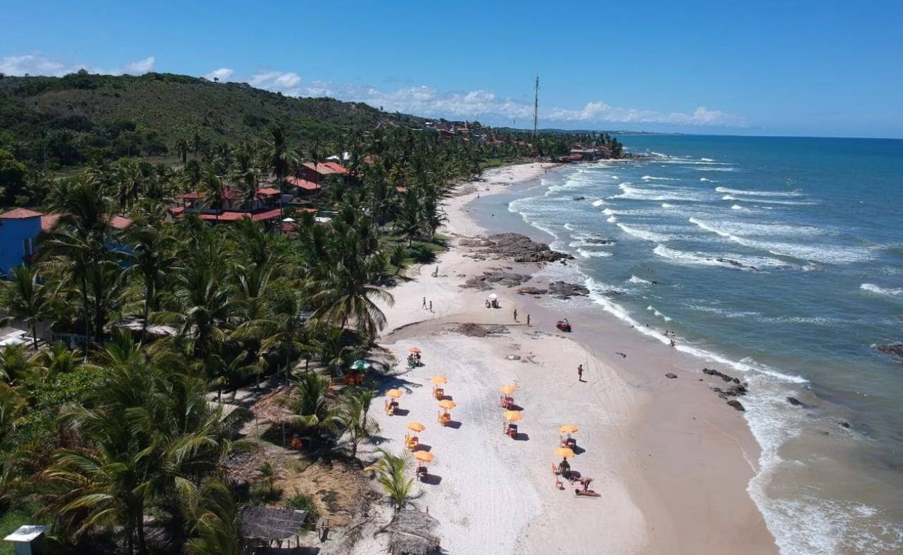 Photo de Praia Sirihyba avec sable beige de surface