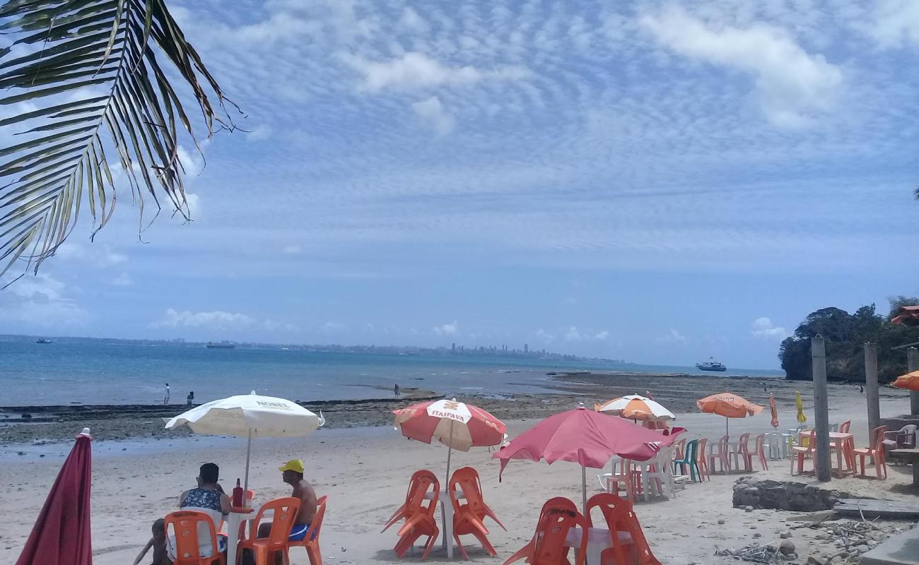 Photo de Praia de Buzios avec sable beige de surface