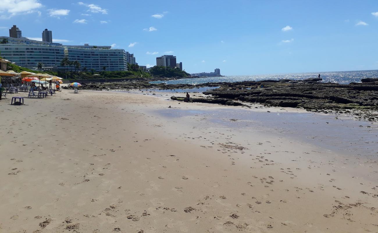 Photo de Praia da Pedra Alta avec sable beige de surface