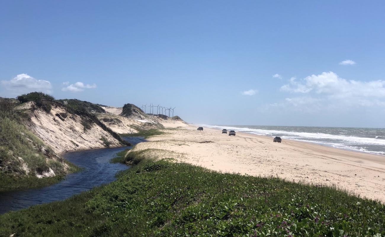 Photo de Praia da Pavuna avec sable beige de surface