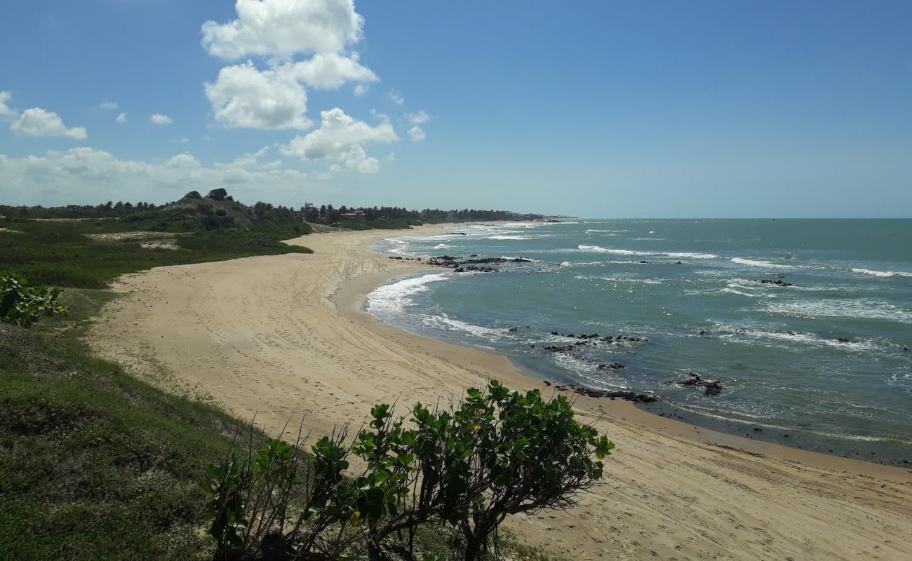 Photo de Praia do Calcanhar avec sable beige de surface