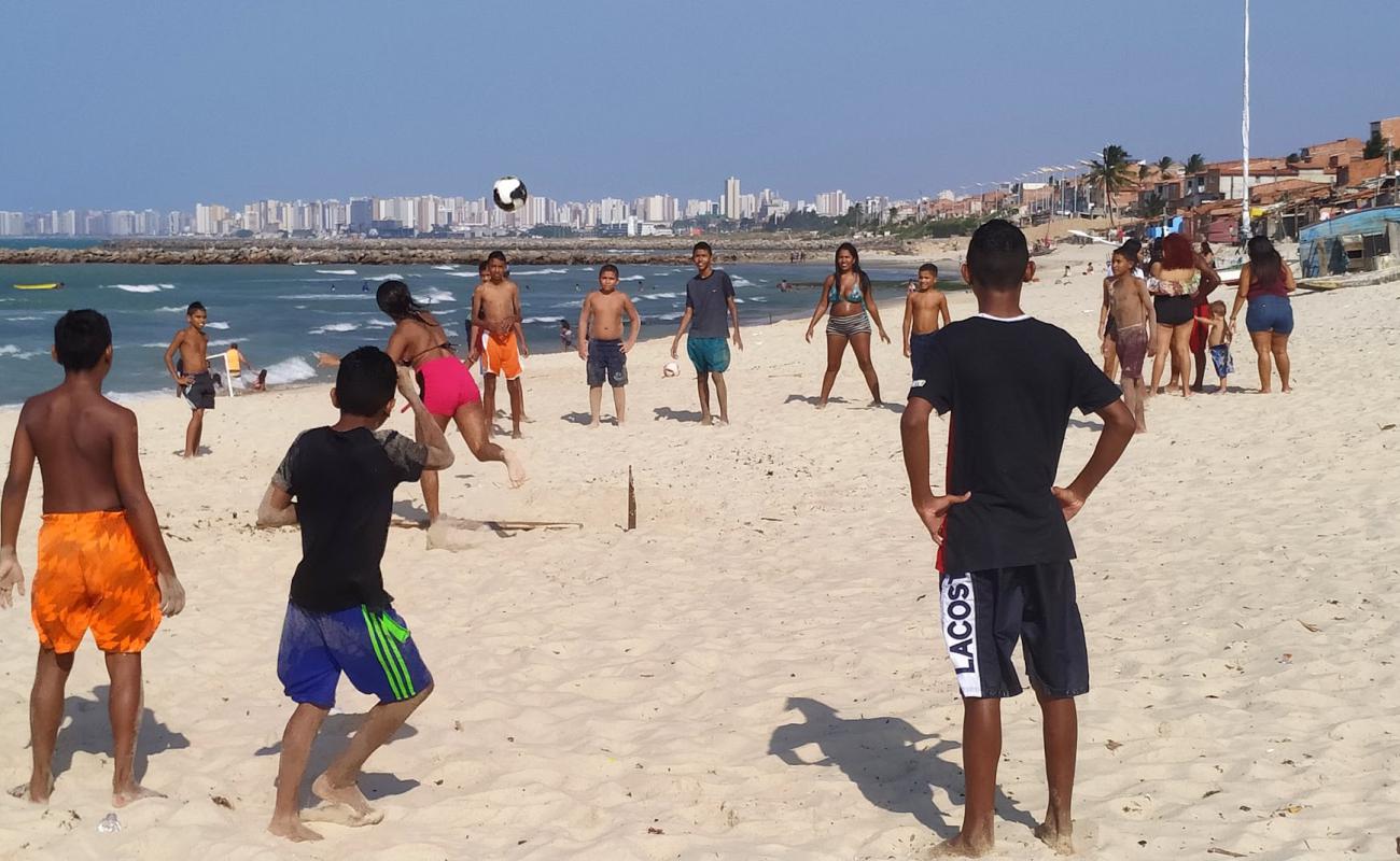 Photo de Praia de Pirambu avec sable beige de surface