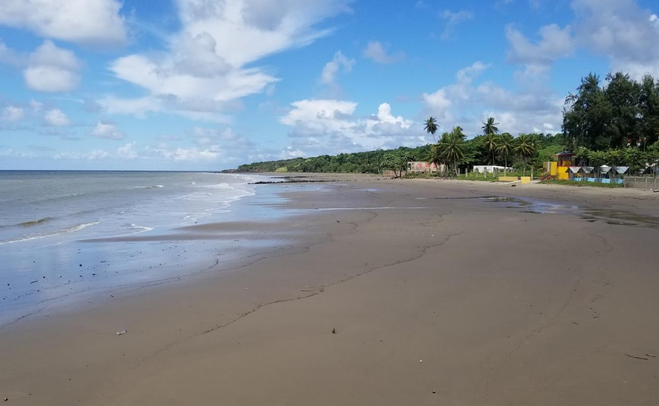 Photo de Los Iros beach avec sable beige de surface