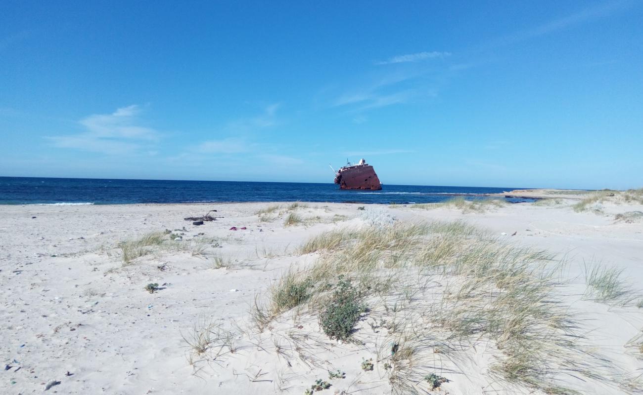 Photo de Plage du Remel II avec sable fin et lumineux de surface