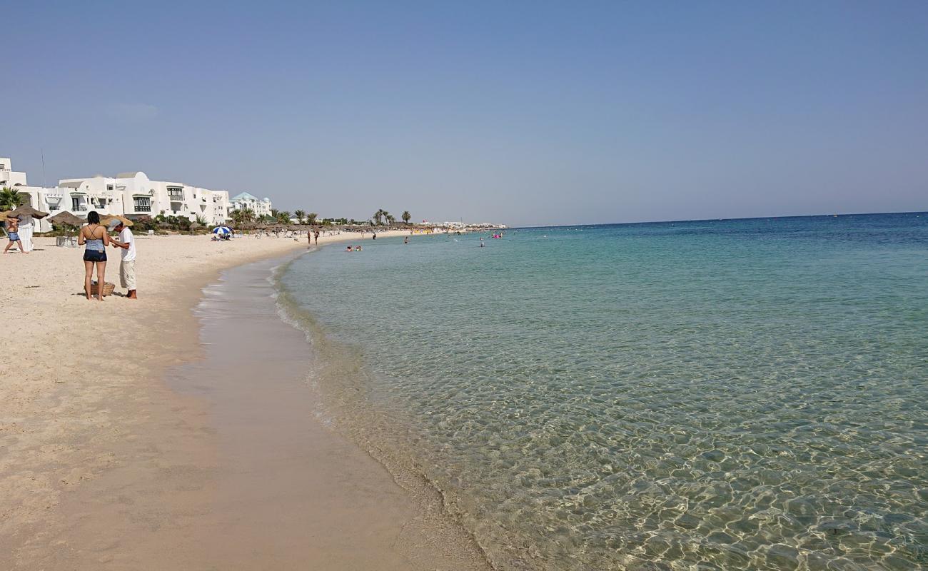 Photo de Kaki beach avec sable blanc de surface