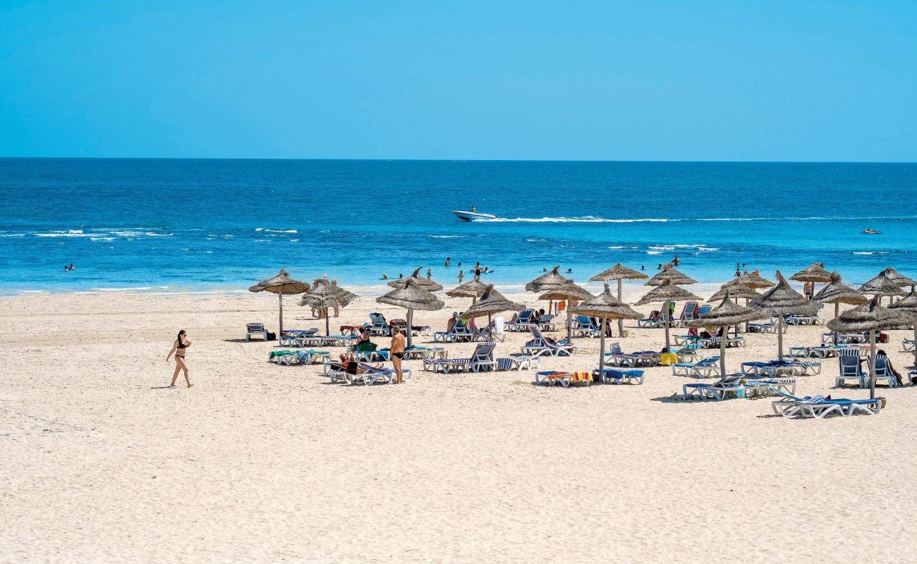 Photo de Plage Yati 1 avec sable blanc de surface