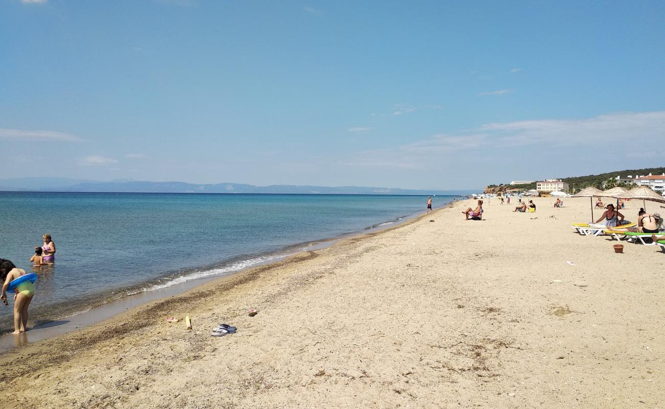 Photo de Sarimsakli beach avec sable lumineux de surface