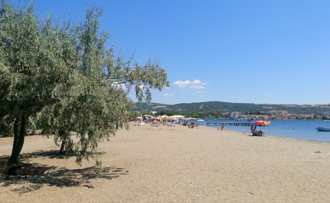 Photo de Hera beach avec sable lumineux de surface