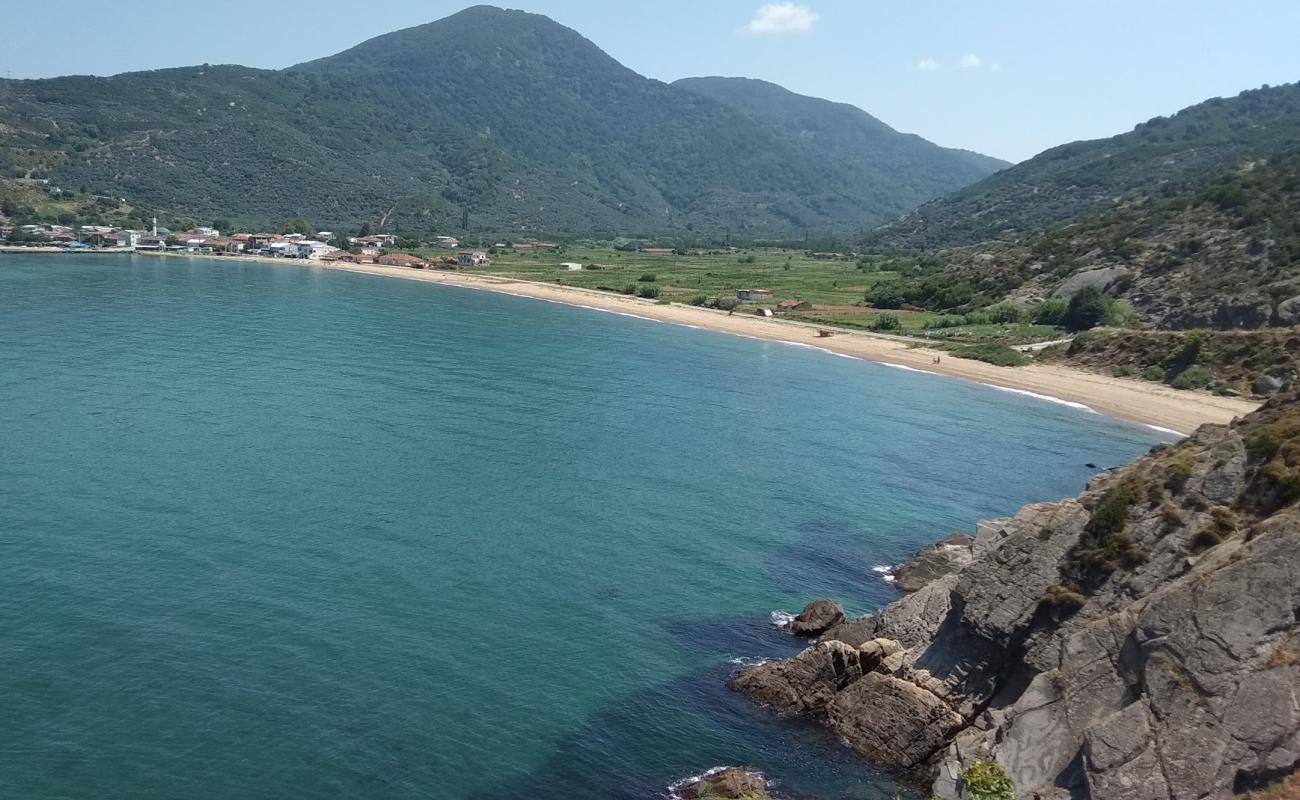 Photo de Ballipinar beach avec sable beige de surface