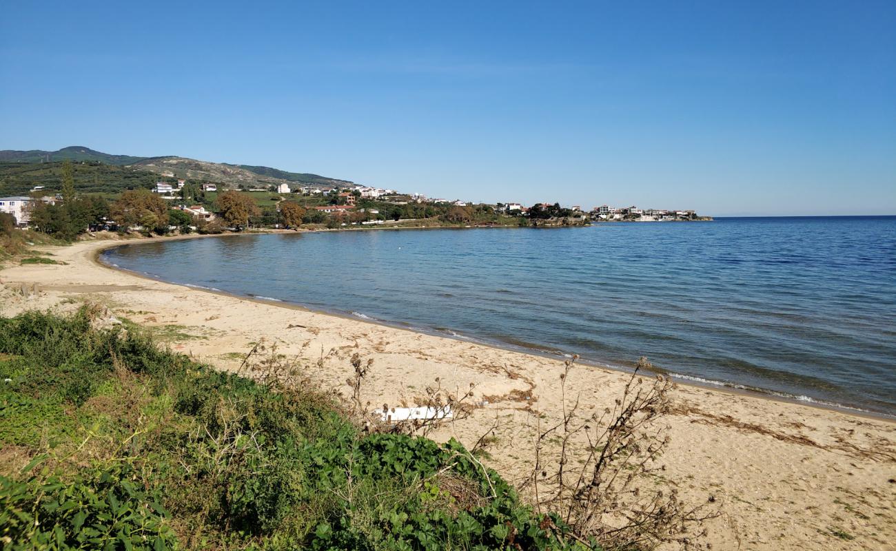 Photo de Tatlisu beach III avec sable brun de surface