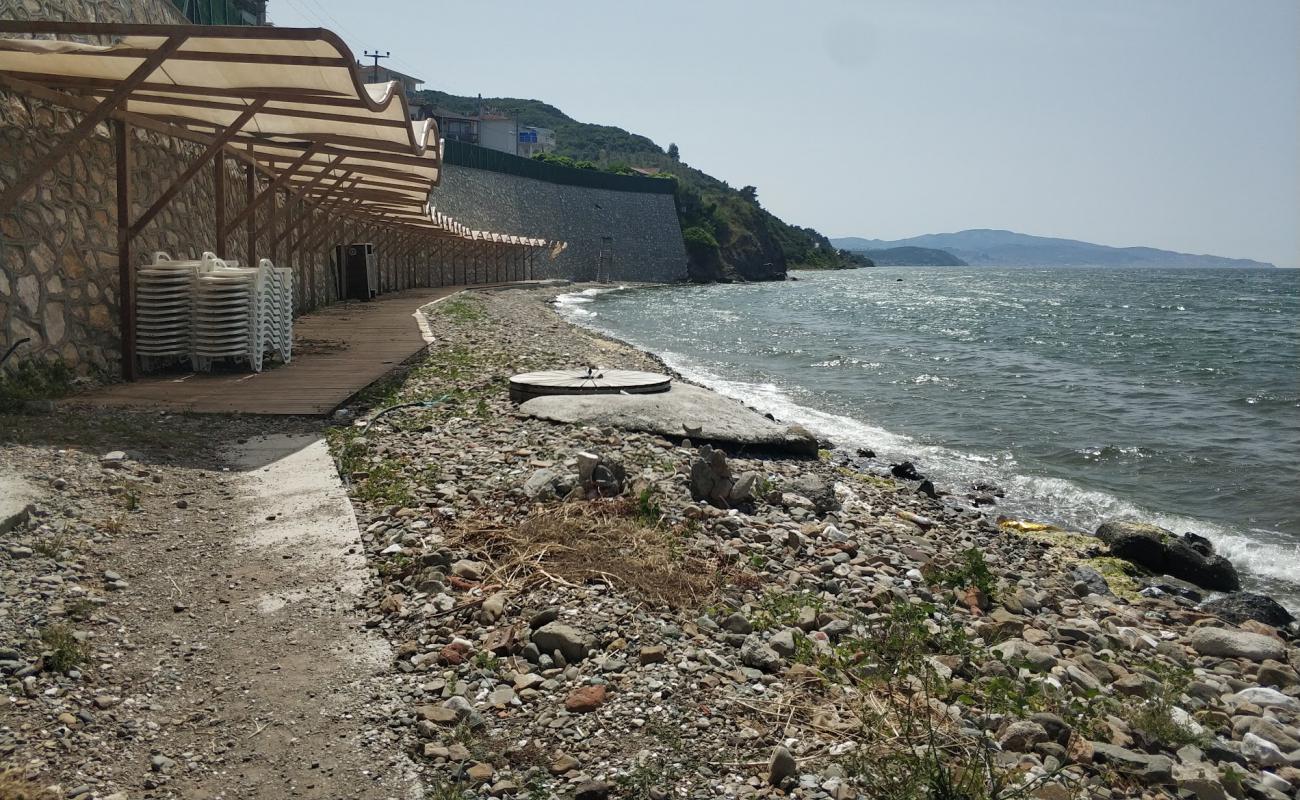 Photo de Kursunlu Kadinlar avec sable brun & rochers de surface