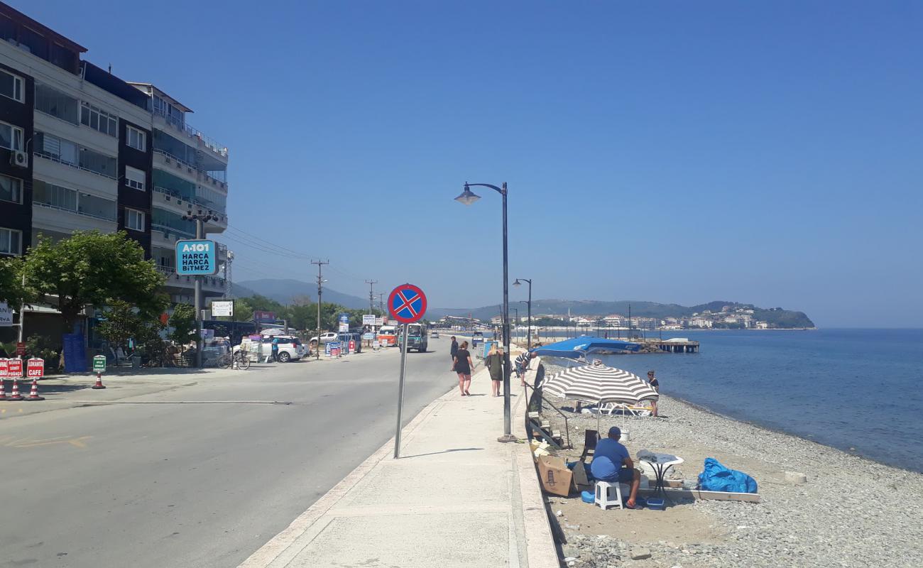 Photo de Karsiyaka beach avec caillou gris de surface