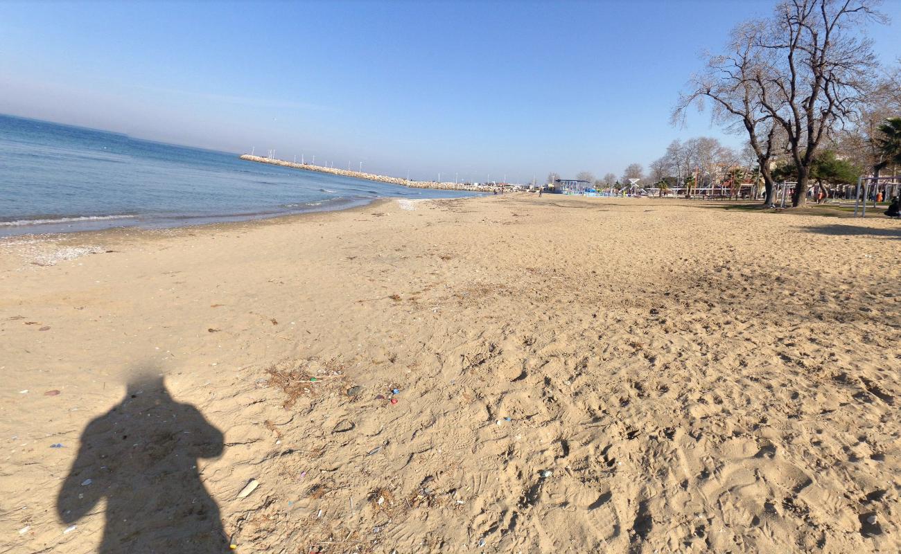 Photo de Yalova Gunbatimi beach avec plage spacieuse