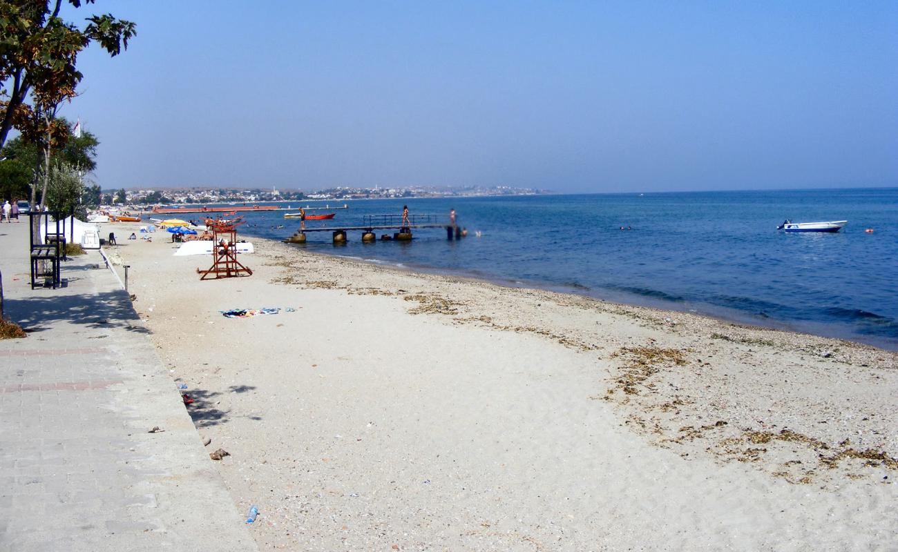 Photo de Gumusyaka beach avec sable noir & galets de surface